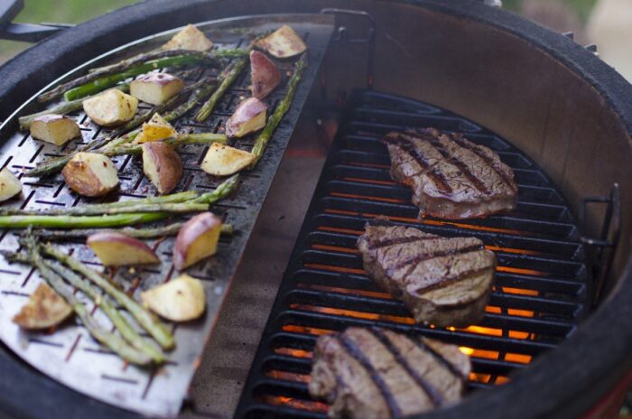 Gietijzeren grillplaat halve maan Kamado Joe