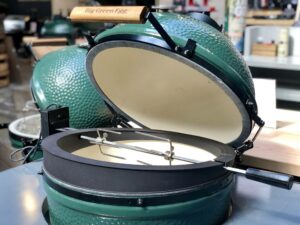 spit on fire bbq lady large big green egg 1