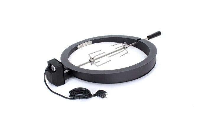 spit-on-fire-kamado-rotisserie-1