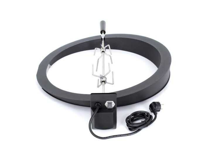 spit-on-fire-kamado-rotisserie-2