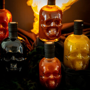 Black-gold-skull-bottle-saus.guru