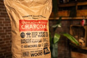 quebracho-houtskool-smokin-flavours-1