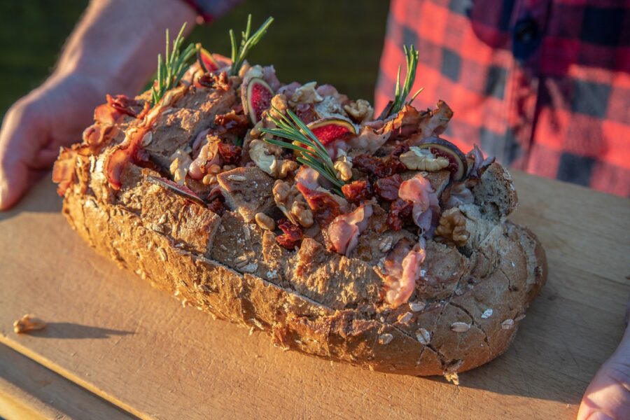 breekbrood-camembert-big-green-egg-kamado-recept-01 (1)