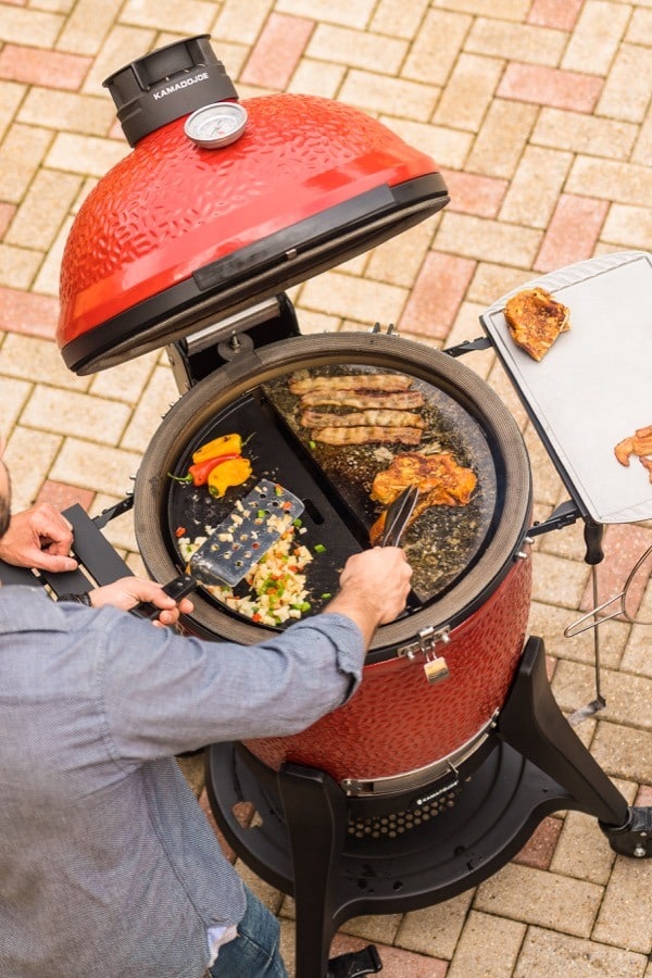 Halve maan speksteen / soapstone Kamado Joe