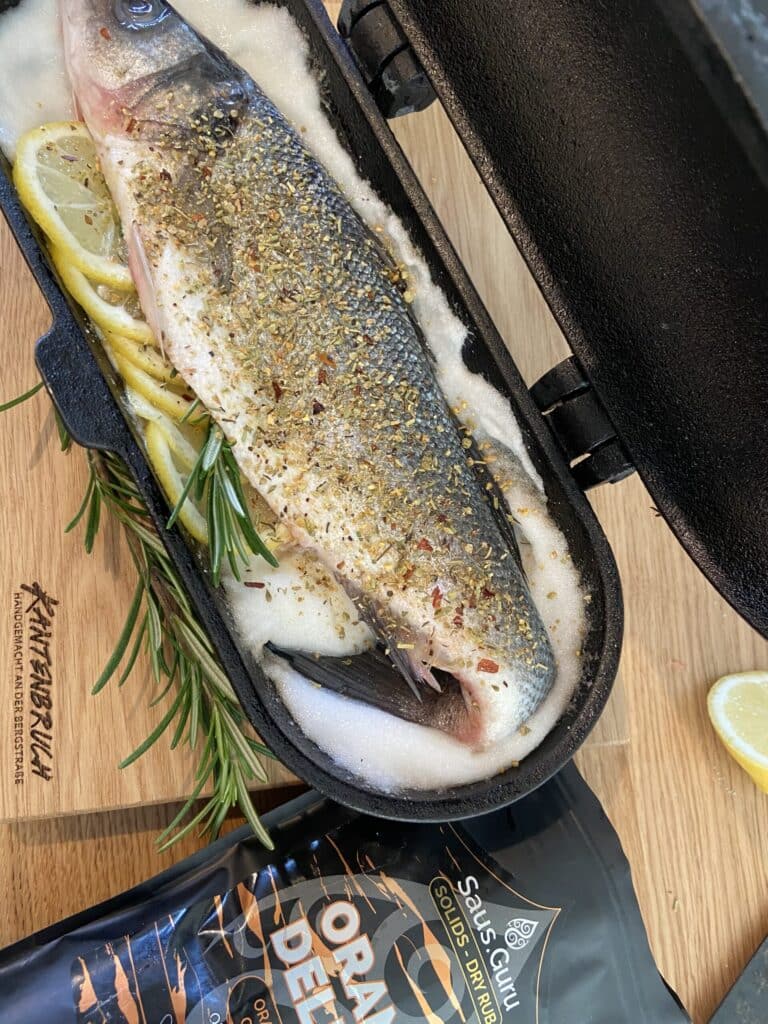 Zeebaars in zoutkorst