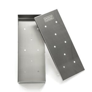 Smoking-Flavours-smokerbox-pose2