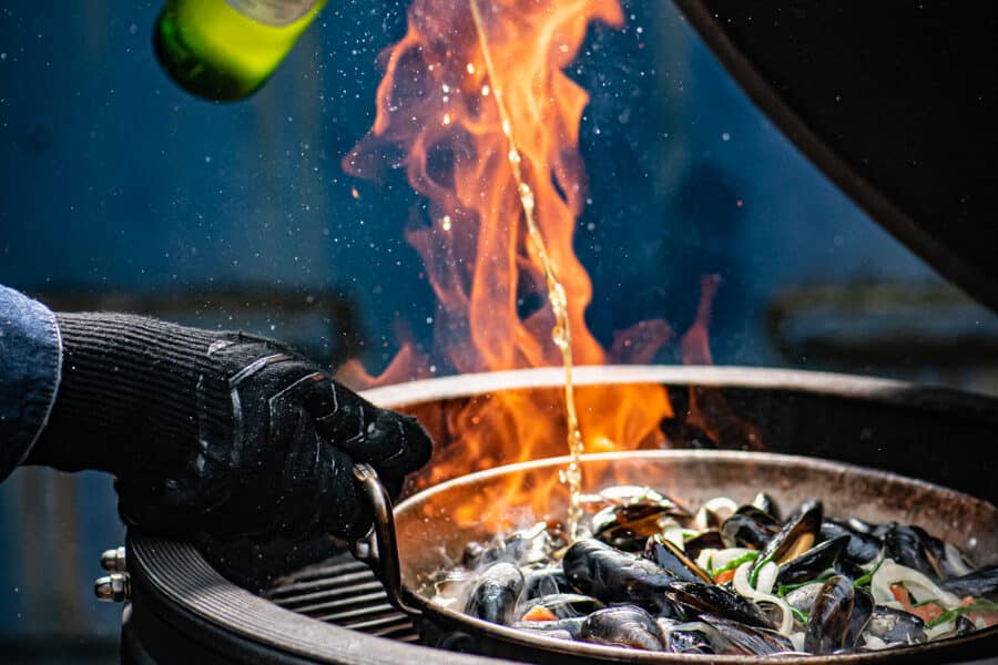 mosselen-venkel-zeekraal-tomaat-recept-kamado-bbq-green-egg