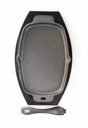 Napoleon-sizzle-platter-gietijzeren-pan-met-afneembaar-handvat-serveerplank-gasbarbecue