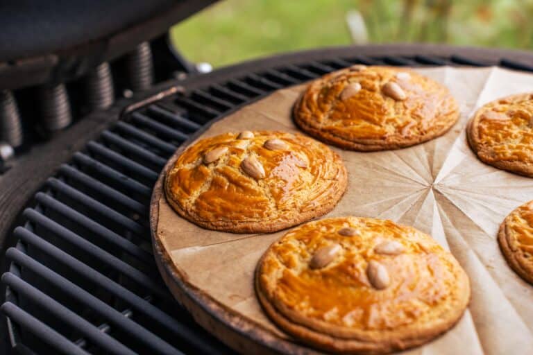 Paas-shorts -gevulde-koek-op-de-bbq