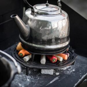 Gietijzeren-onderzetter-petromax-6