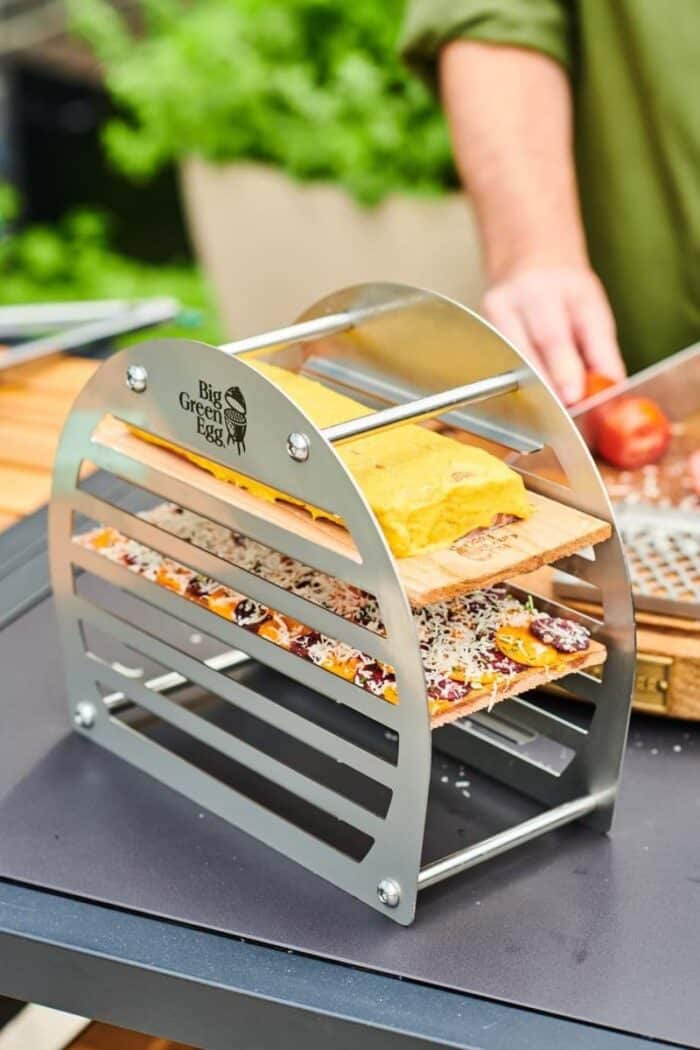 smoking-tower-big-green-egg