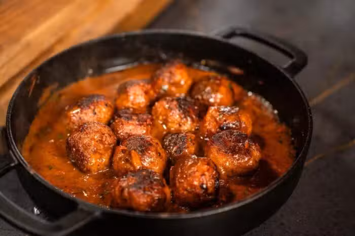 Spaghetti-Meatballs-tomaten-meatballs