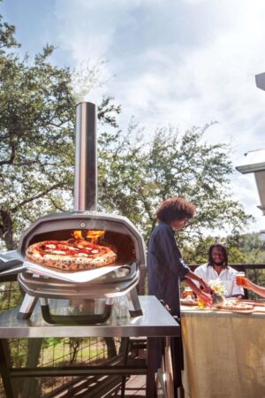 Ooni-karu-2-pizza-oven